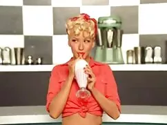 ピンクの二つのストリップを再生 女性 の ...