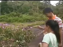 オナニーしながら黄金のシャワーを放つ 女 ...