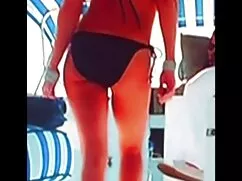 代わりにslutty売春婦のヨガ 女性  ...